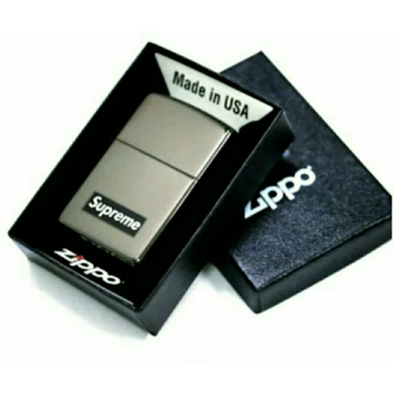 Korek api Zippo Ebony Black Ice SUPREME