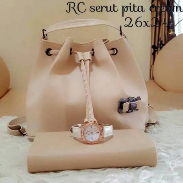 

Pita serut paketan
