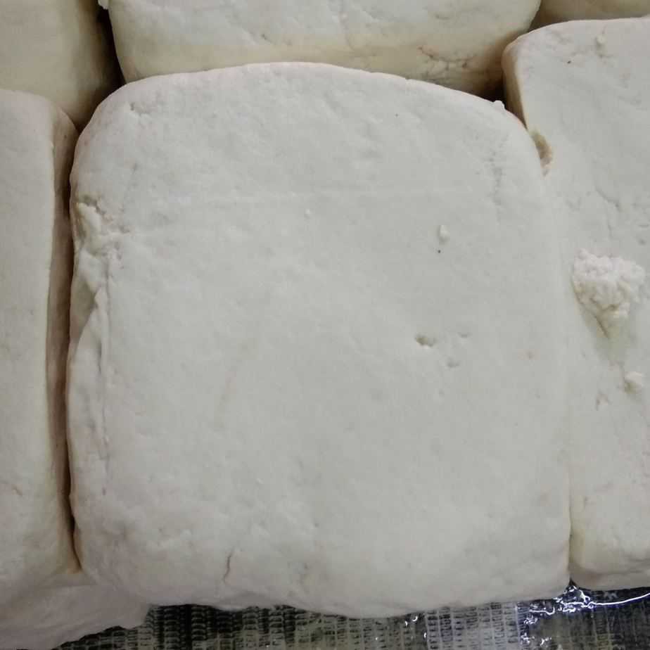 

Tahu cina besar