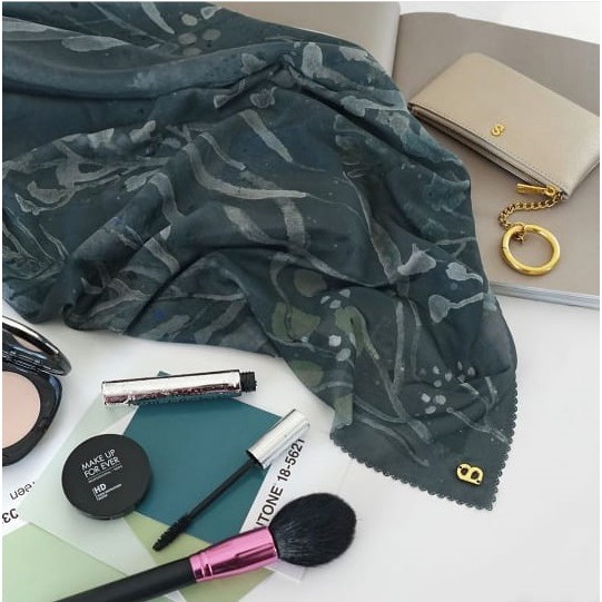 Buttonscarves Twilight New Edition Series in Turqoise