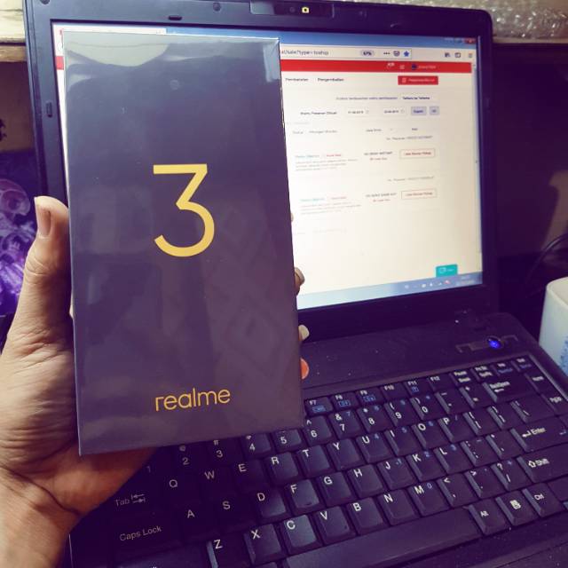 REALME 3 RAM 3/32 RESMI