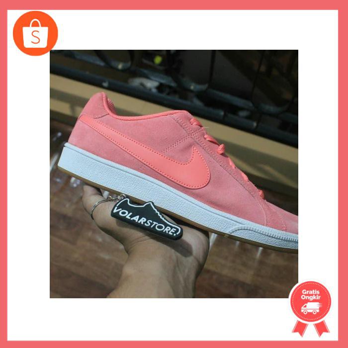 sepatu nike court royale