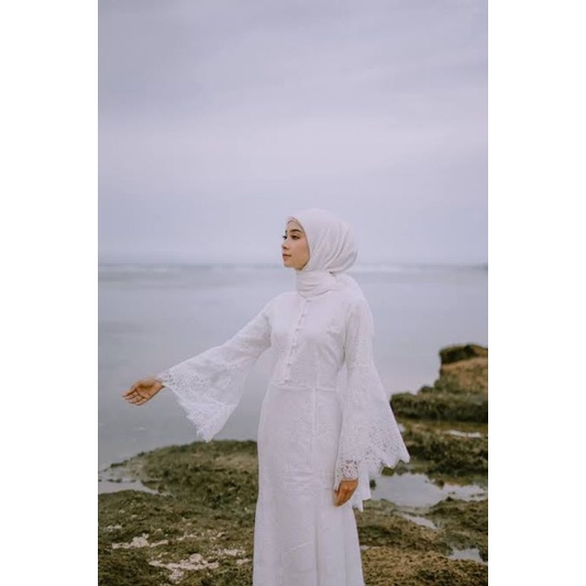 PRELOVED LUIHARA DRESS EDMORE (Dress Wedding)