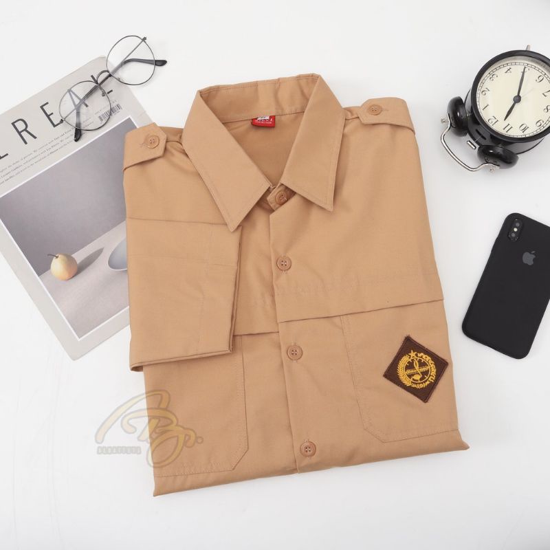 SERAGAM SEKOLAH PRELOVED WANITA LENGAN PANJANG SMP/SMA