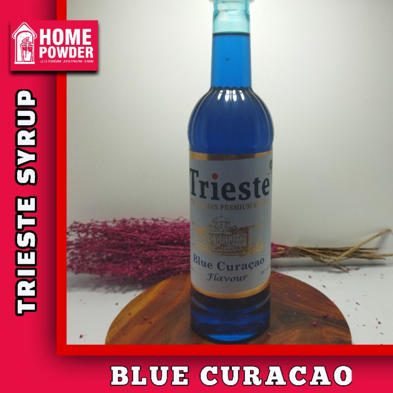 

Syrup Trieste Blue Curacao Blue itrus Flavour 650Ml Sirup Premium Minuman Mocktail Cocktail Mojito