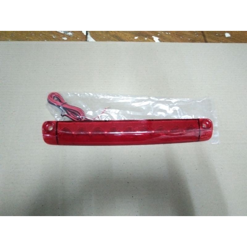 LAMPU SPOILER AVANZA VVT-I LAMPU spoiler Avanza lama 2007 2008 2009 2010 2011