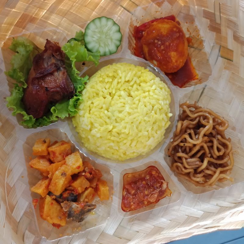 

Nasi kotak ulang tahun hantaran malang