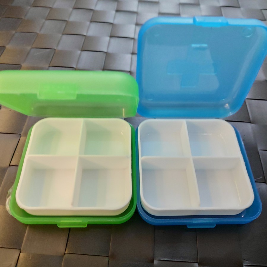 Box Kotak Case Tempat Obat Isi 4