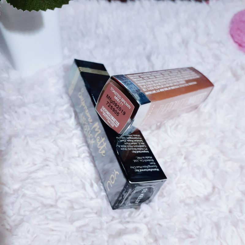 YOU Lipstik Supreme Matte (Sisa 01 Kelly)