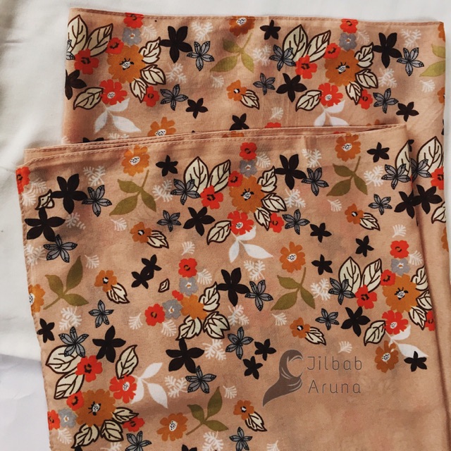 Umama Scarf