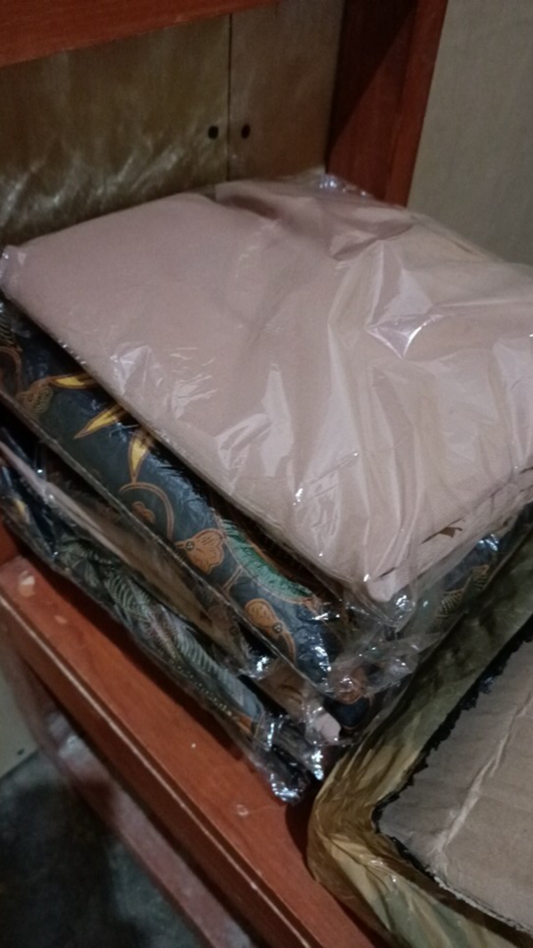 Maura Couple - Sania Ruffle Batik Couple Ori Ndoro Jowi Dnt Garansi Dress Batik