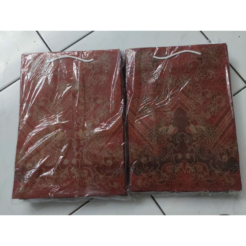 

[PCS] PAPERBAG BATIK UKURAN 33x26x12 / PAPER BAG BATIK L 33 x 26 x12 / TAS HANDLE C BATIK
