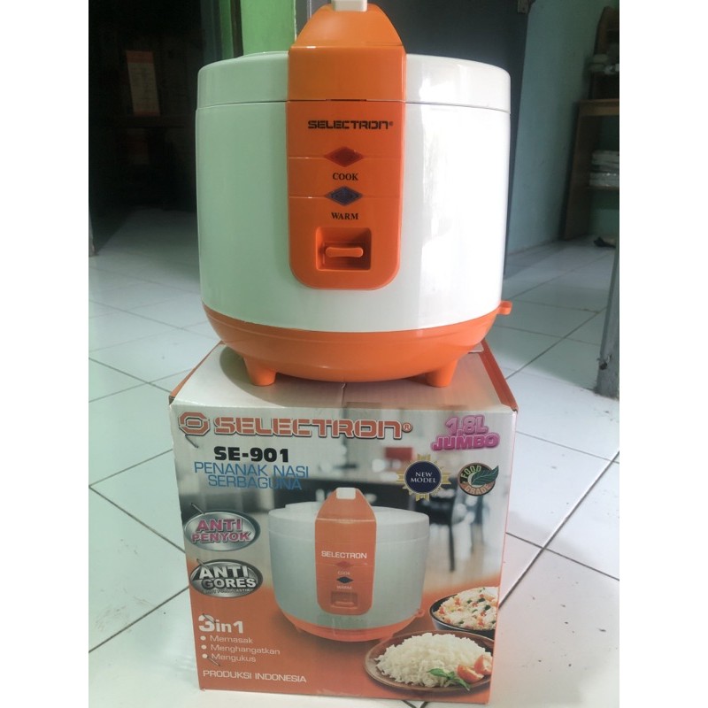 PENANAK NASI SELECTRON 1,8 LITER SE 901