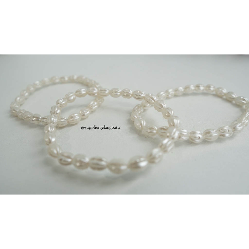 GELANG Mutiara Sintetis OVAL ULIR 8MM WHITE PEARL bingkisan cantik