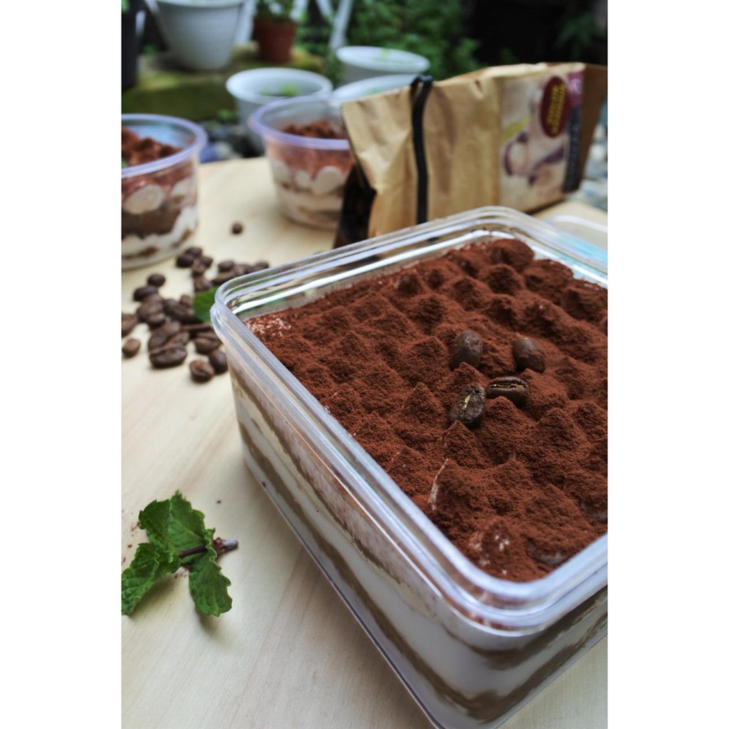 

Tiramisu Dessert Box