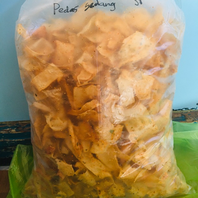 

KERIPIK SUPER PEDAS JERUK PURUT 500gr