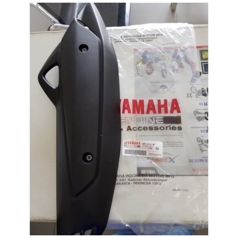 cover knalpot nmax / tameng knalpot nmax / pelindung knalpot nmax ori