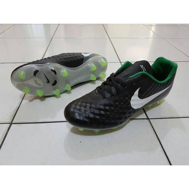 Sepatu Bola Nike Magista Opus III FG - Black
