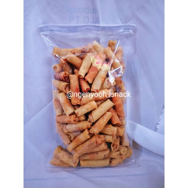 

SUMPIA UDANG 500GRAM / KERIPIK LUMPIA UDANG