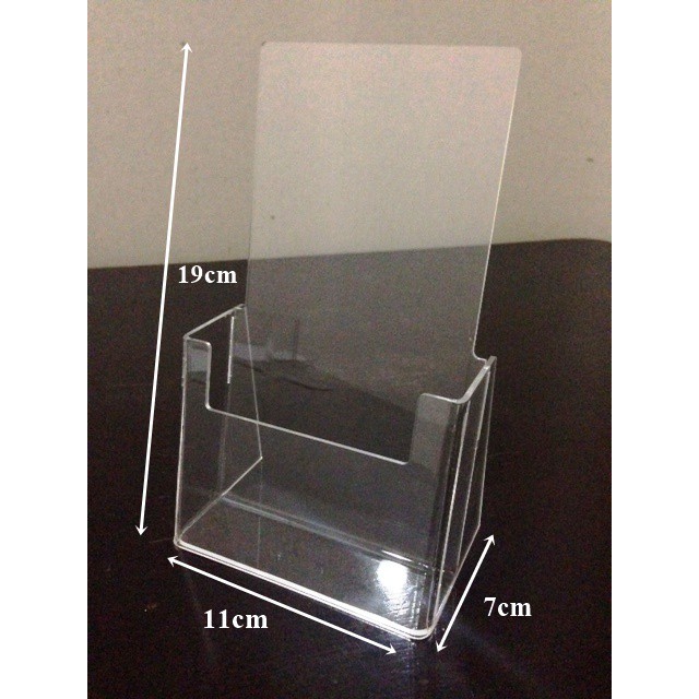 

Acrylic tempat brosur ukuran A6 (53.BH A6)