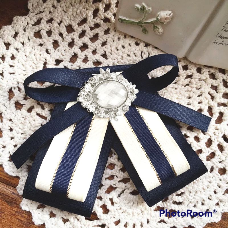 korean ribbon brooch // pita aplikasi