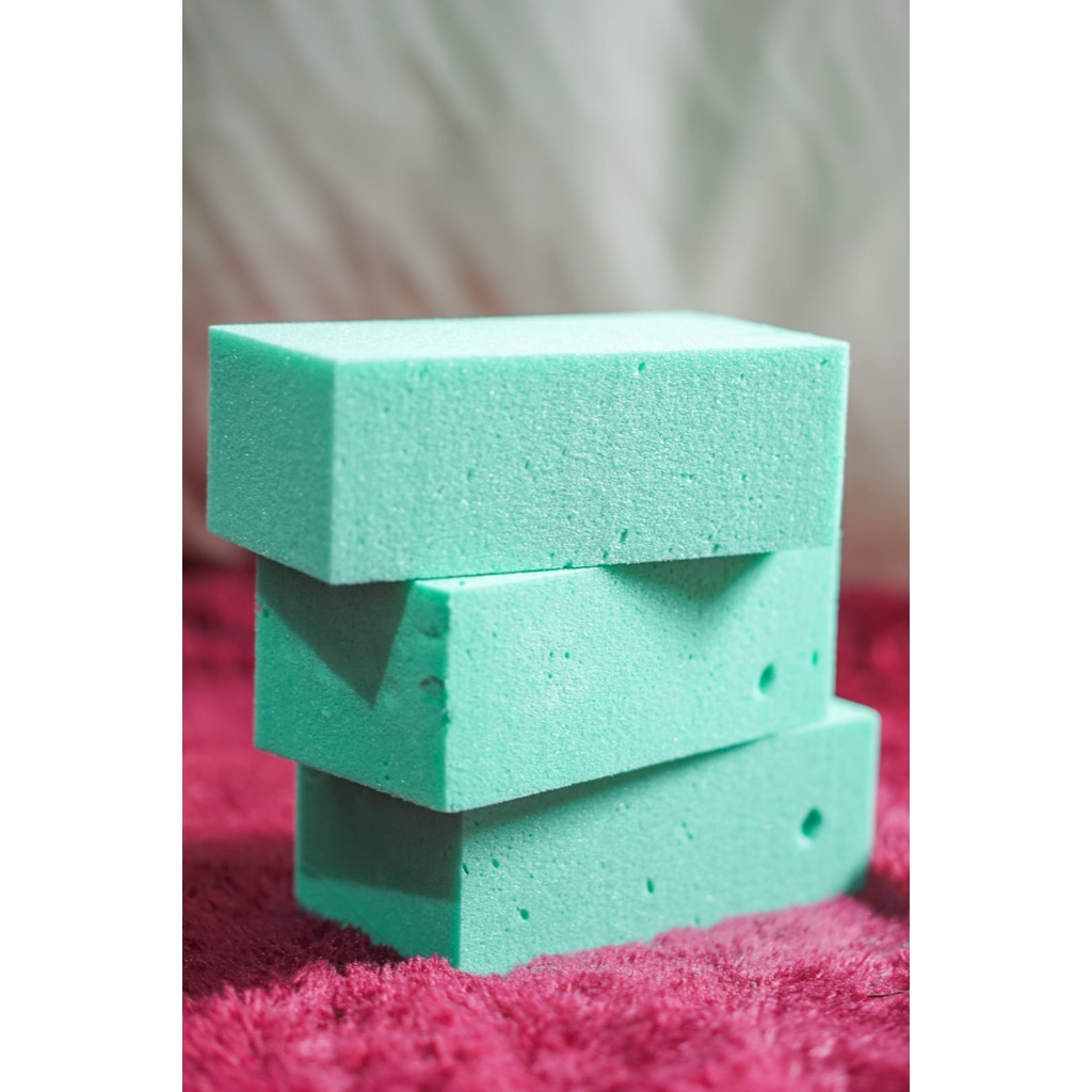 Dry Floral Foam Busa Kering Bunga Artificial Untuk Dekorasi Hiasan Buket Florist Ukuran 21x8x10 cm –