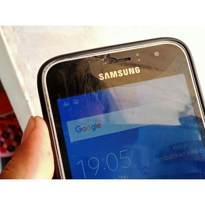 Samsung j1 2016 minus dikit