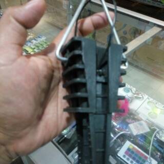 Service klem / tarik an / pengait buat kabel    sr pln