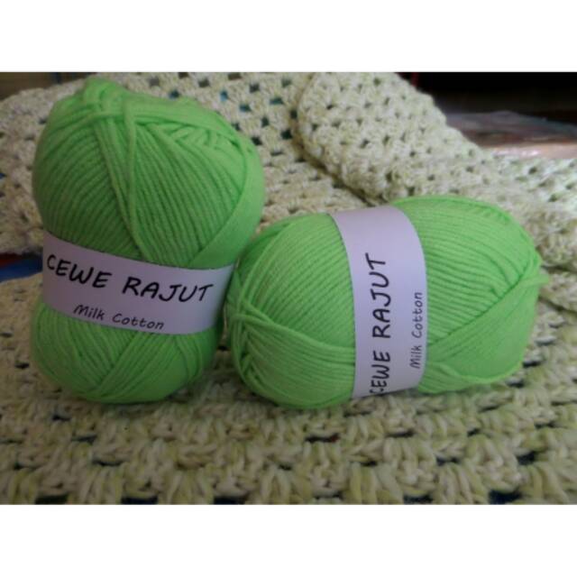 Milk Cotton Yarn / Benang Katun Susu