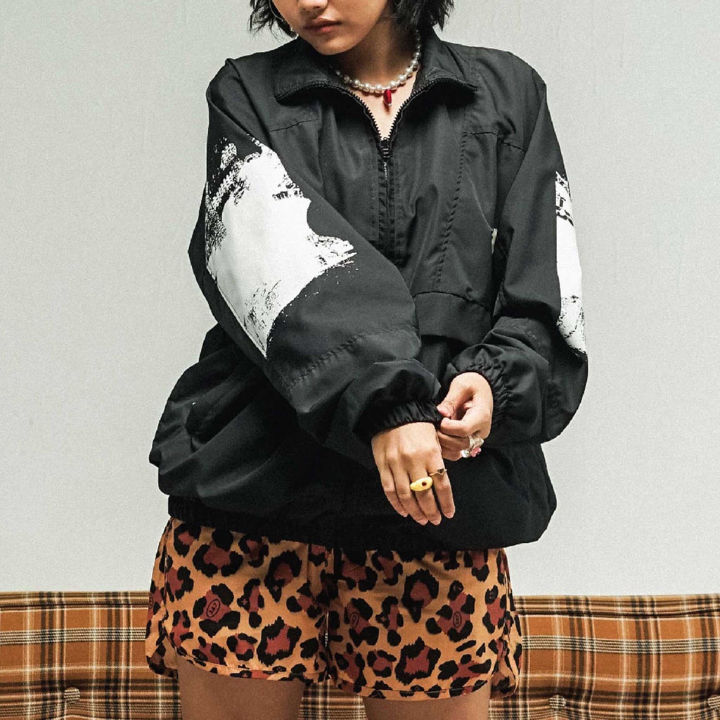 UNKL347 Jaket Pria Windbreaker Warna Black Perugia