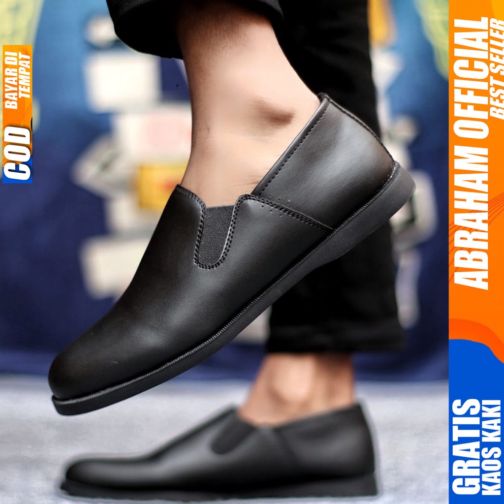 Sepatu Casual Pria Slip On Slop Selop Pansus Santai Kulit Pu Kerja Kantor Kulit Kondangan Hitam Polos Fashion shoes Terbaru Original Murah Kekinian Cowok POLAS ABRAHAM