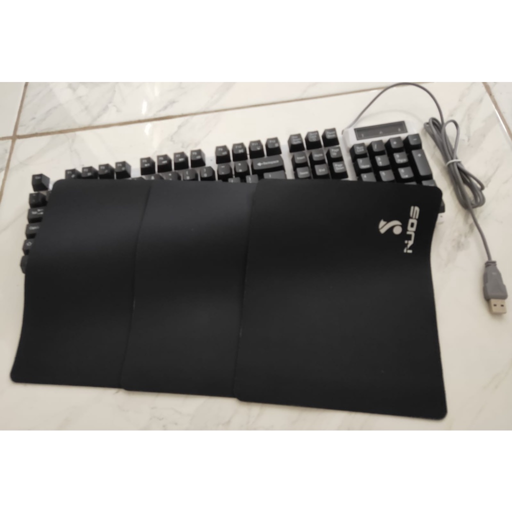 Mouse Pad Gaming Komputer/Laptop Nuos Rubber Mousepad Hitam