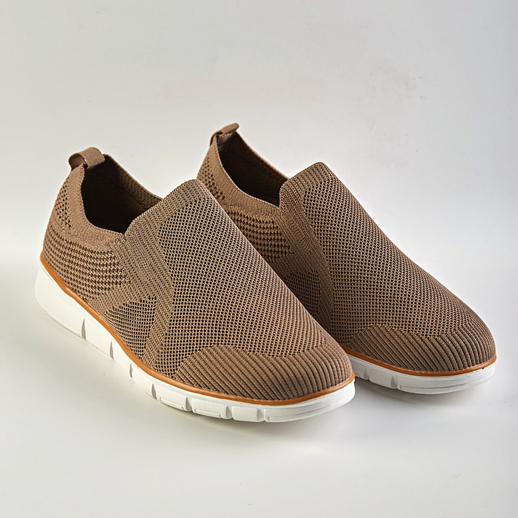 Dans Rigel Sepatu Slip On Pria - Khaki