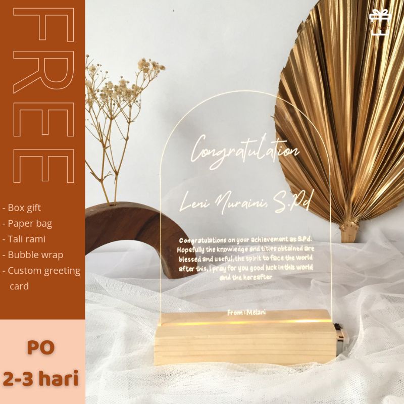 Simple Acrylic | kado ulangtahun | kado wisuda | kado sidang | kado nikah | gift idea | gift box | f