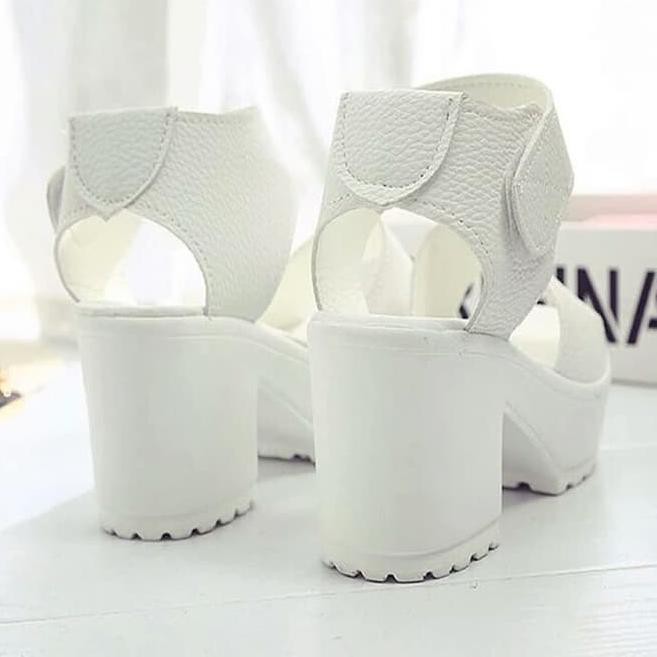 Promo / SEPATU WANITA WEDGES DOCMART PUTIH DAN HITAM ...,,