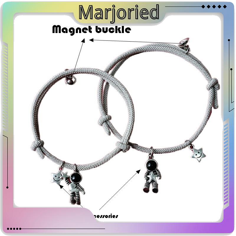 2 Buah/set Gelang Pasangan Magnet Lucu Astronot Liontin Gelang Persahabatan Hadiah Ulang Tahun-MJD