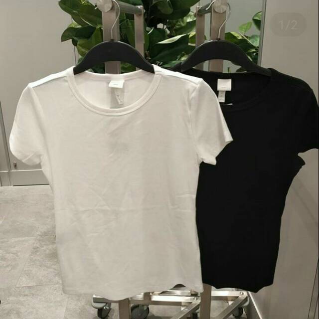  Baju  Kaos  Murah H M Promo warna Putih ukuran  M Shopee 