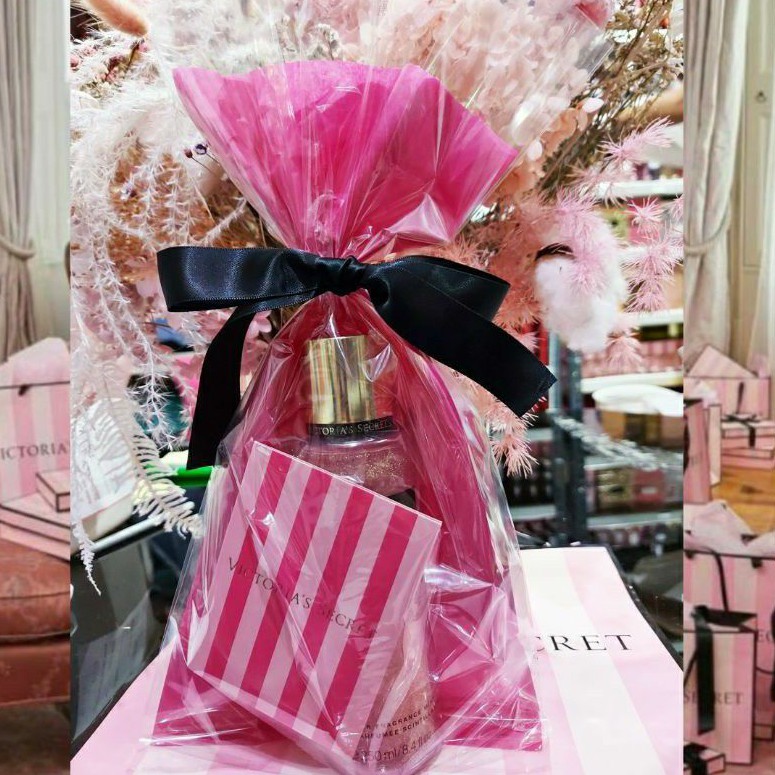 ON SALE!❤[BOX ONLY]VICTORIA'S SECRET VS LIGHT PINK STRIPES PAPER BOX KOTAK BIRTHDAY GIFT WRAPPING RIBBON BOX PITA NATAL TAHUN BARU PROMO SUPER MURAH LEBAY KERTAS BOX KADO ULANG TAHUN VALENTINE SESERAHAN SANJIT CANTIK MEWAH ELEGAN CHIC TOP KEREN BESTSELLER