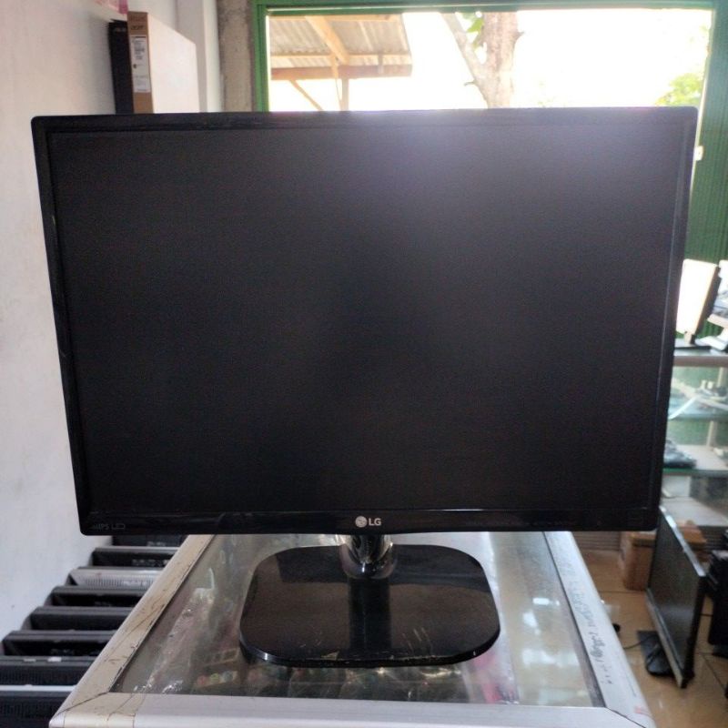 led monitor IPS 20inc second bergaransi