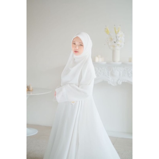 SHIREEN Abaya by KAZAMI