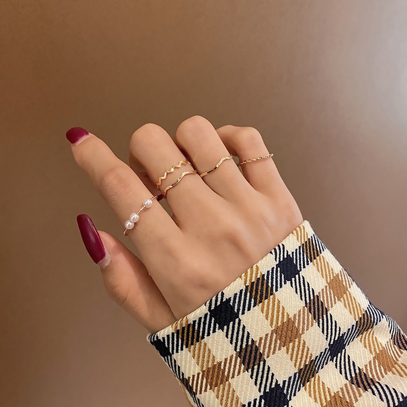 5pcs Cincin Geometris Lingkaran Bahan Logam Warna Emas Gaya Punk Minimalis Untuk Wanita