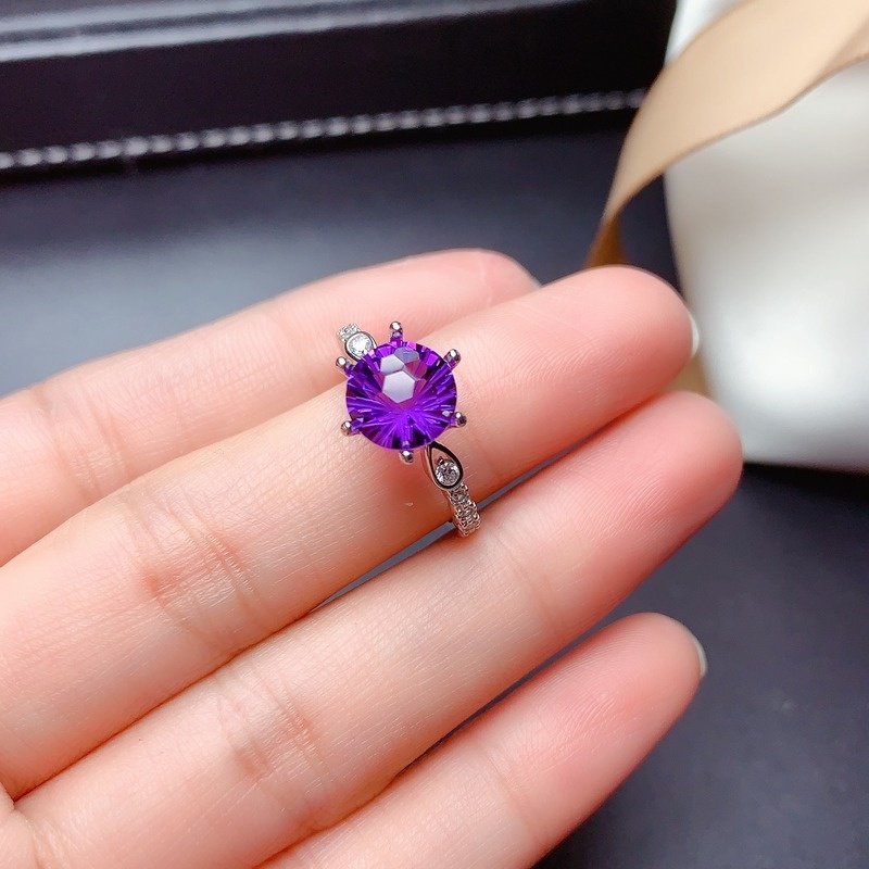 Luxury Fashion Amethyst Moissanite Ring