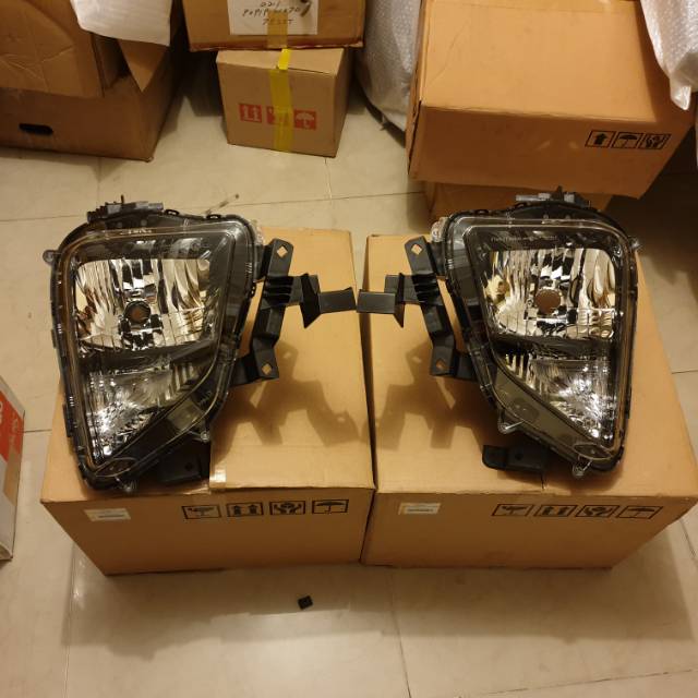 Headlamp Lampu Depan Asli Mitsubishi Xpander