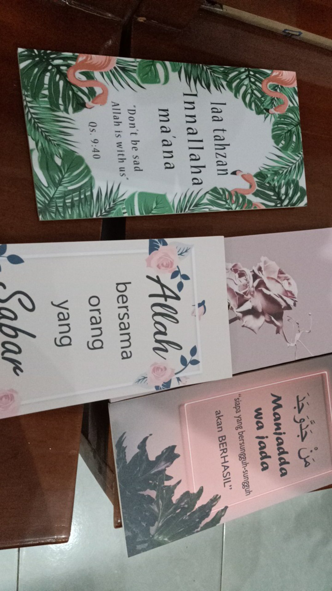 Hiasandinding/bunga/walldekor/dekorasi/hiasangantung/shabbychic/poster/gambar Quotes/islam/motivasi