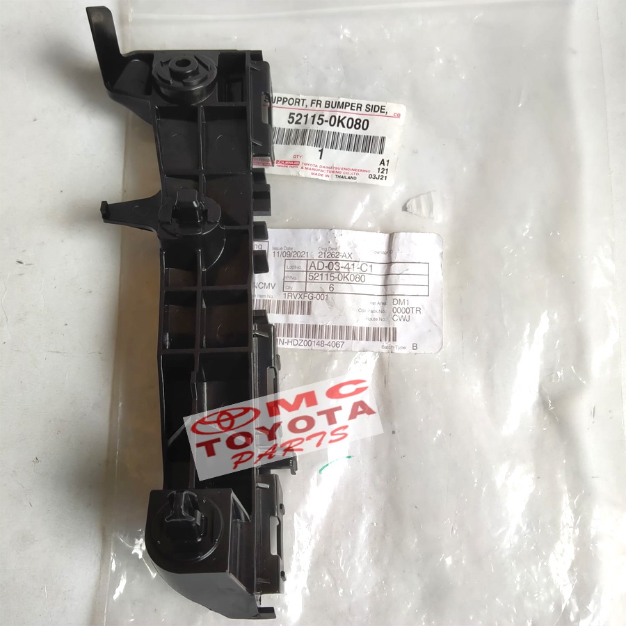 Support Bracket Breket Bumper Depan Kanan Toyota Fortuner 52115-0K080