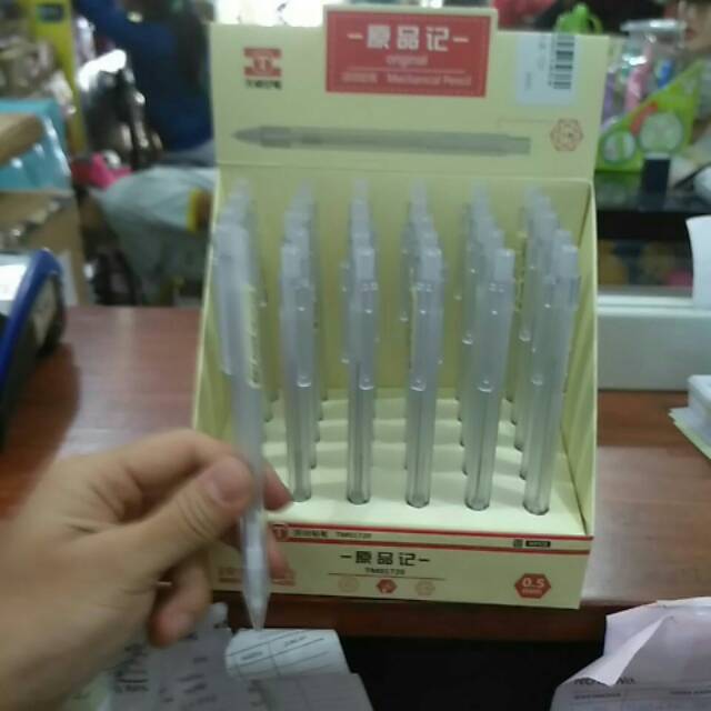 

Pensil mekanik 05 bagus murah