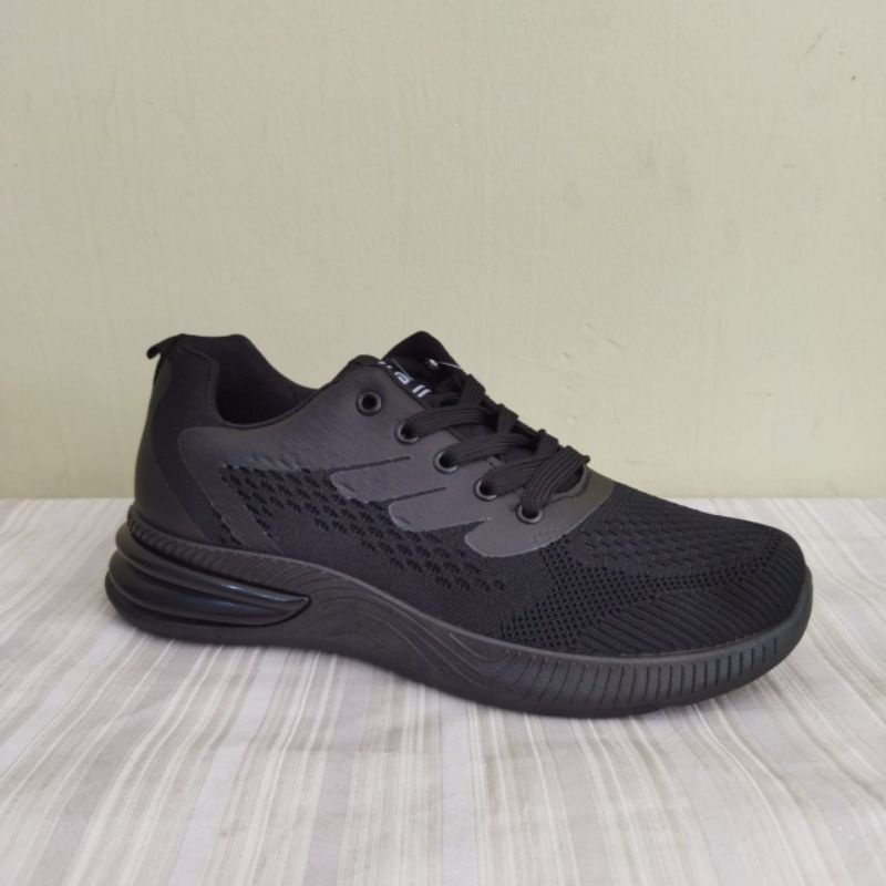 Sepatu sekolah low tali Hitam/DUFF AFTON ALL BLACK