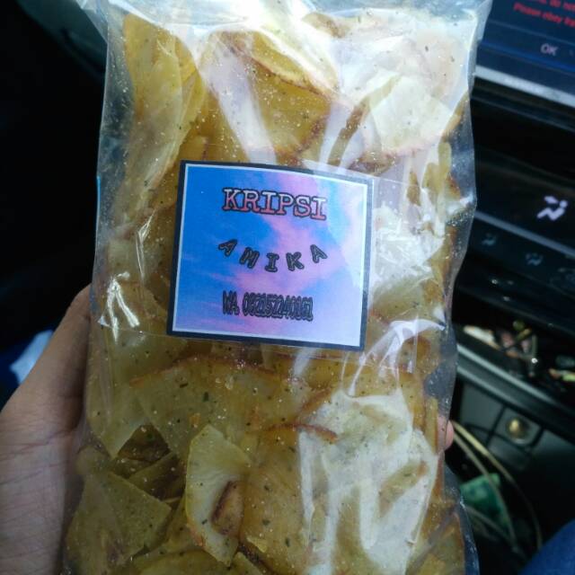

Kripsi Pedas Gurih Jeruk Purut