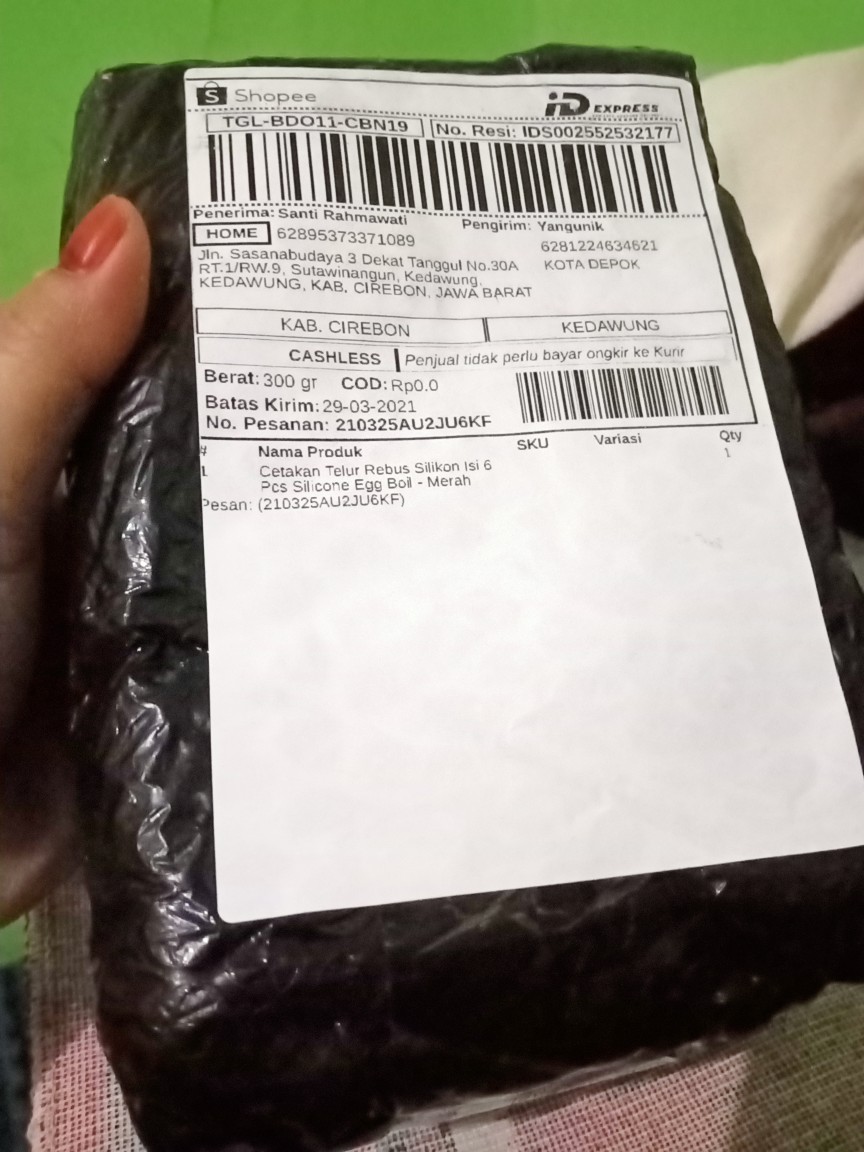 Cetakan Telur Rebus Silikon Isi 6 Pcs Silicone Egg Boil - Merah