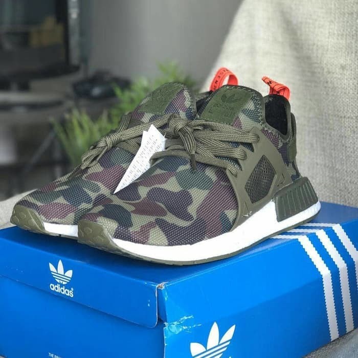 Adidas Nmd Xr1 Sepatu Sneakers Motif Camo Warna Hijau Army